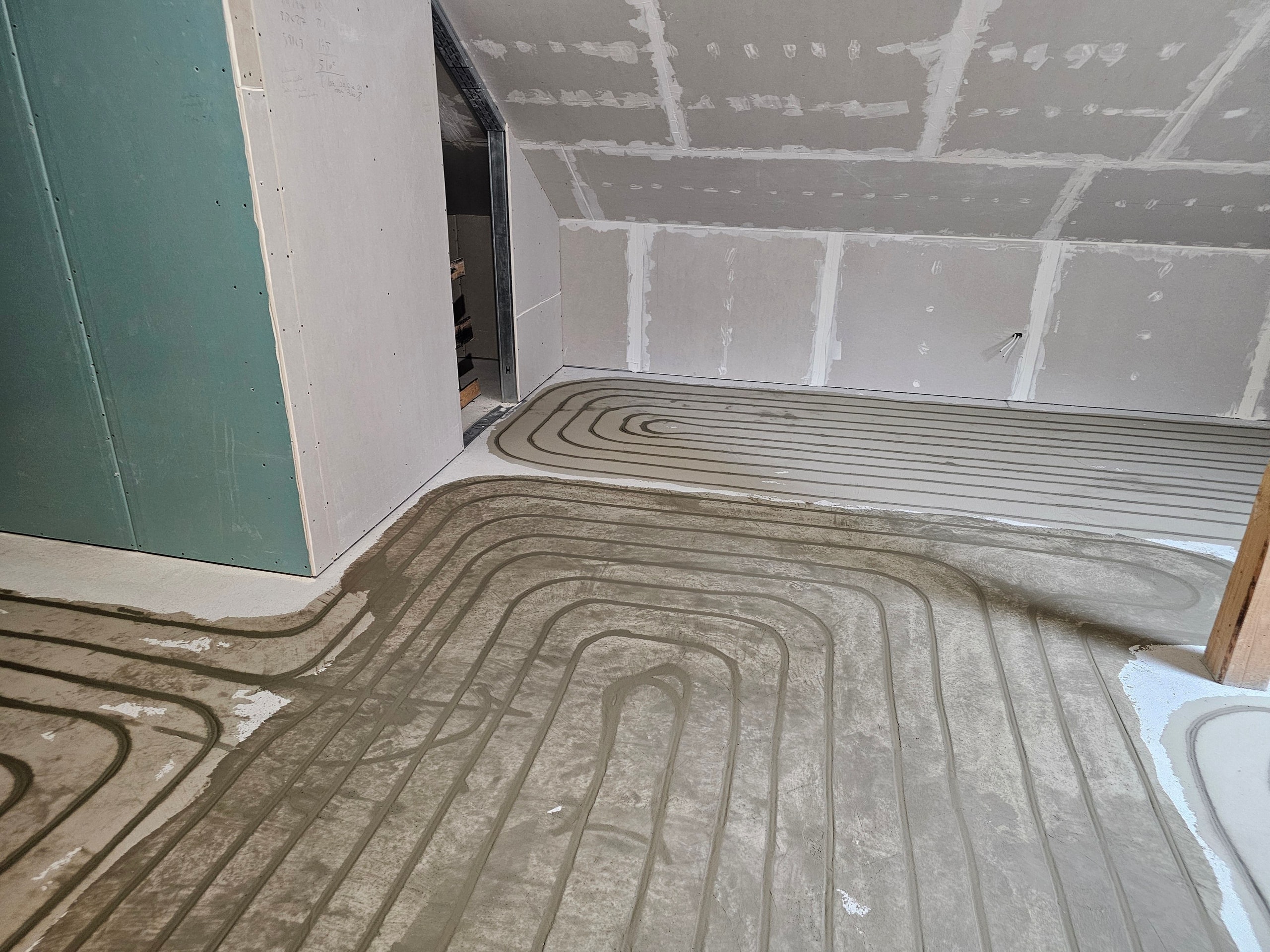 Poddasze pod skosem, Warszawa: zdjęcie 1 z 3